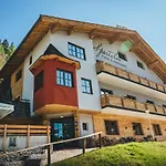 Sportalm - Adults Only Boutique Hotel Bad Kleinkirchheim